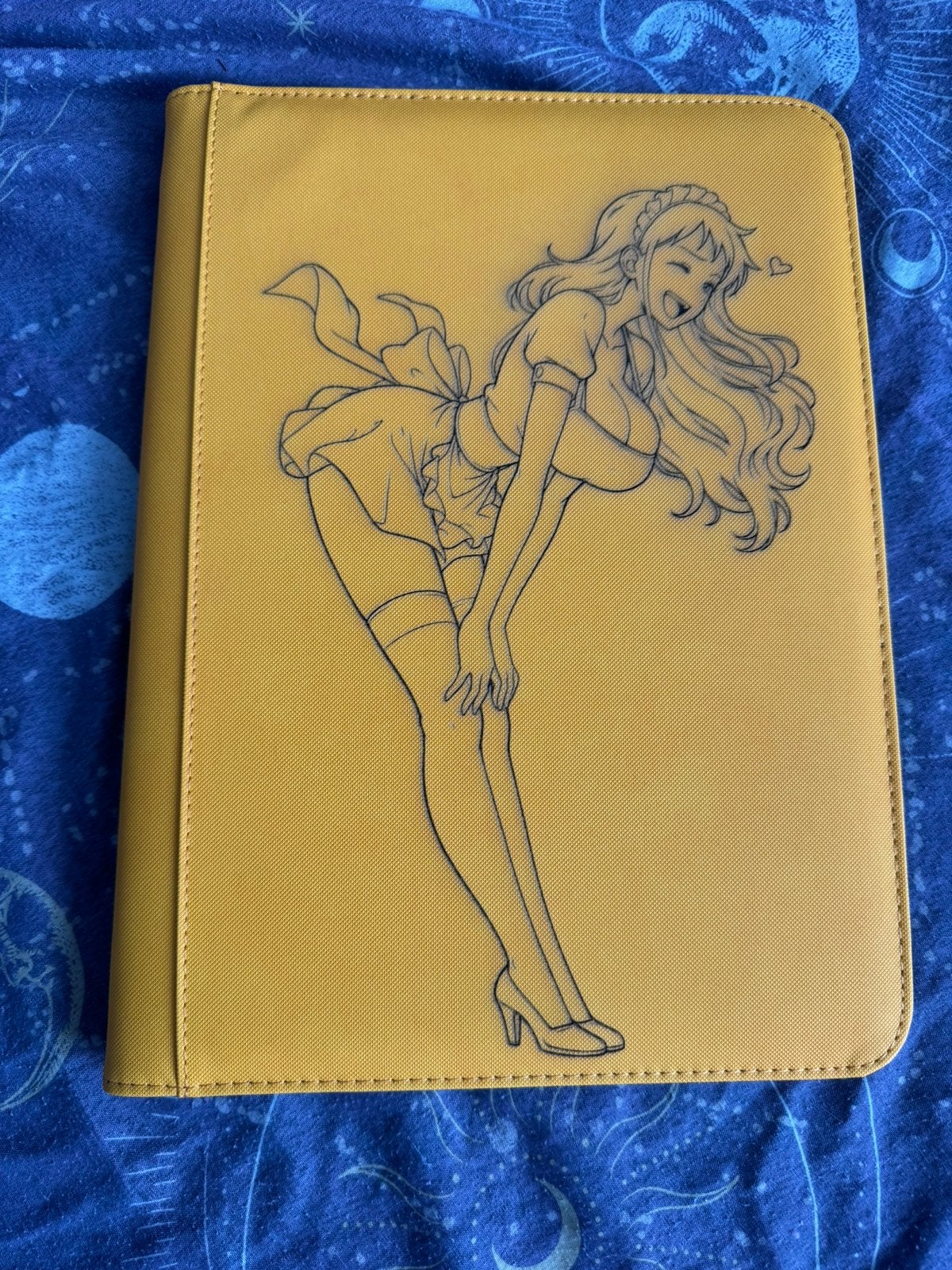 Binder met onepierce erop, Verzenden, Zo goed als nieuw