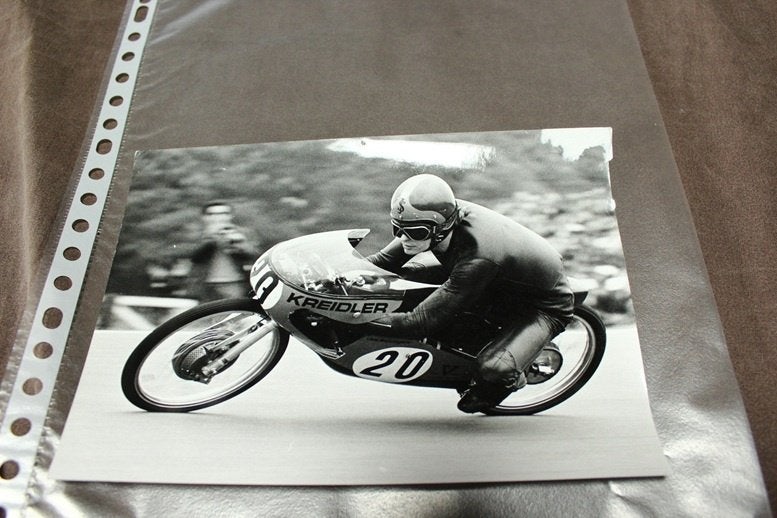 Jos Schurgers op Kreidler 50cc racer TT, Ophalen of Verzenden, Gelezen