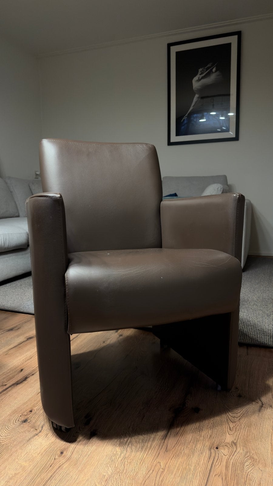 Set van 4 nette stoelen met wielen, ideaal voor thuis/kantoo, Ophalen, Gebruikt, Bruin, Leer