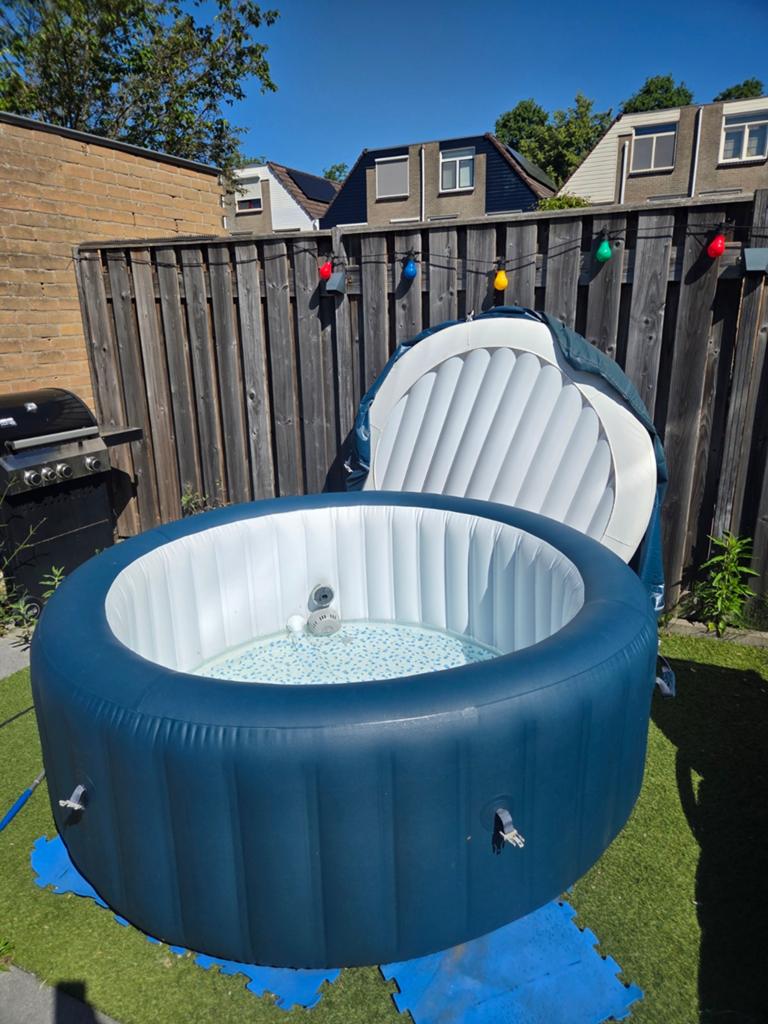jaccuzi opblaasbaar, Ophalen, Gebruikt, Pomp, Opblaasbaar