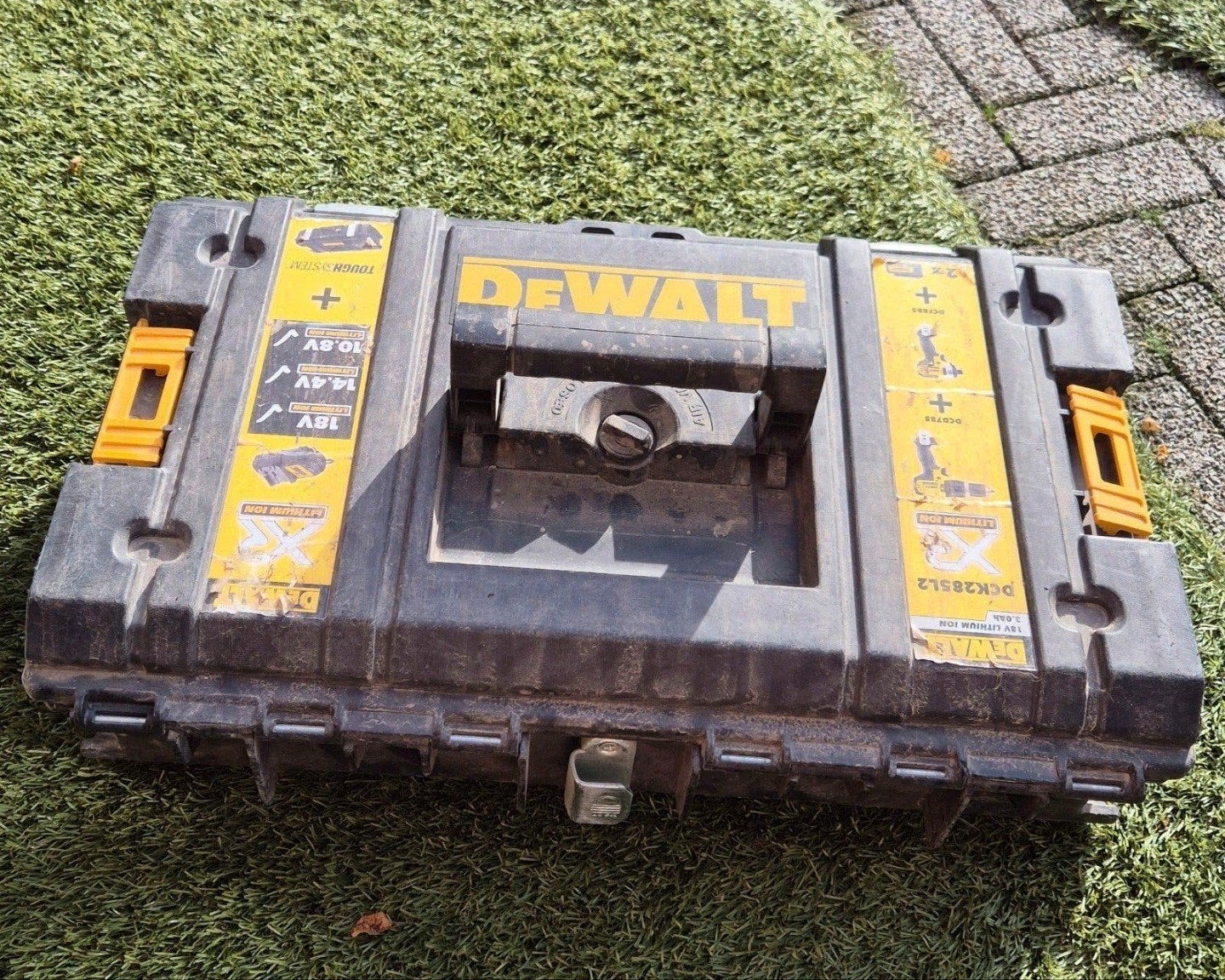 DeWalt en Milwaukee gereedschapskoffer (Leeg), Doe-het-zelf en Verbouw, Ophalen, Gebruikt