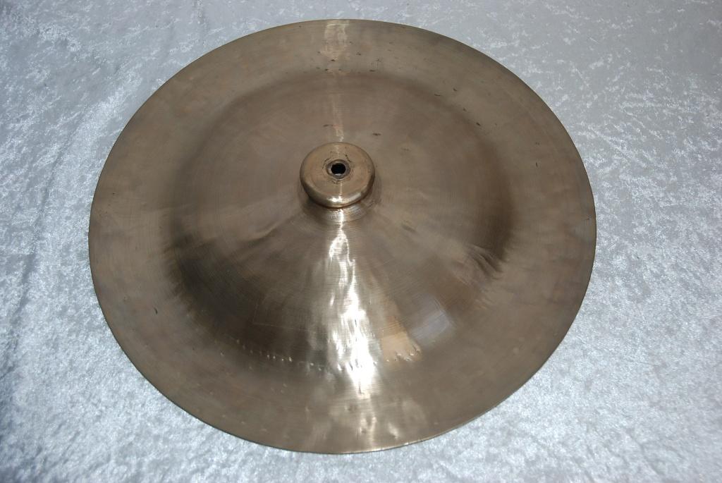Wuhan China bekken 1109gr 16 inch  <25251988>, Gebruikt, Wuhan, ., Drums of Percussie