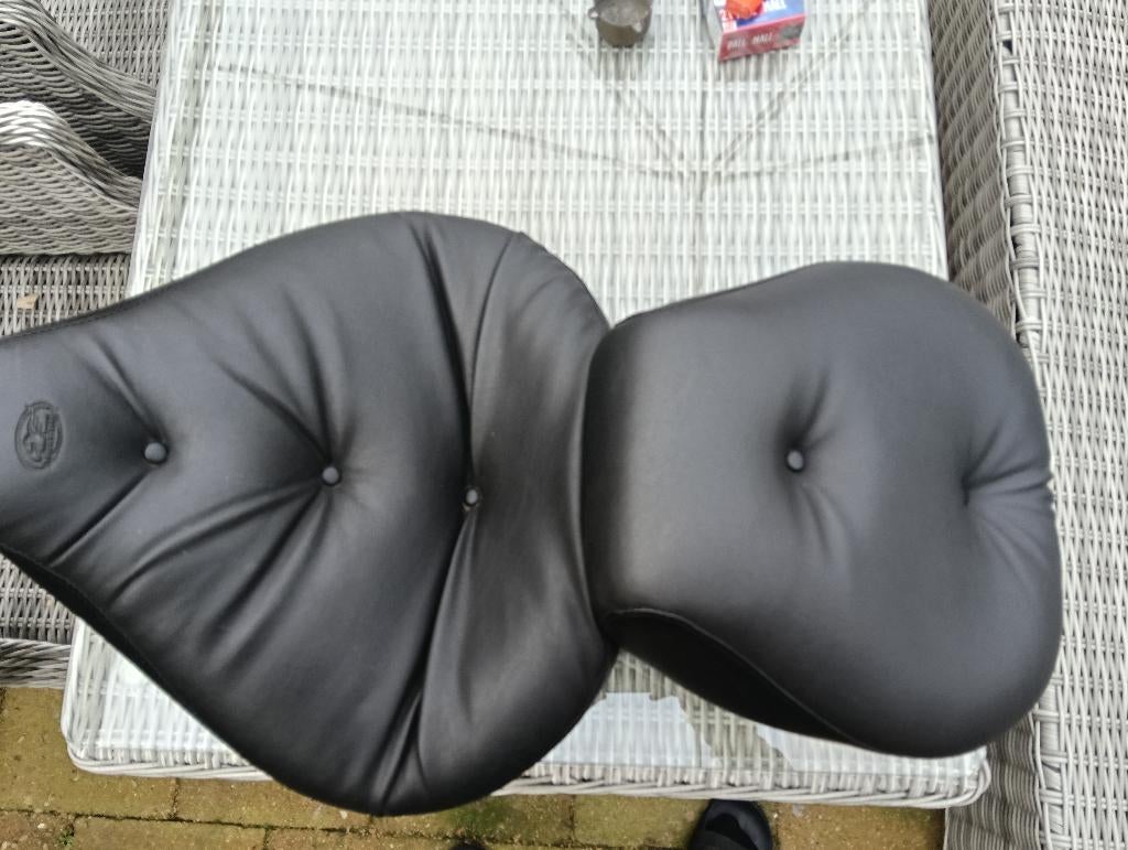 Mooie mustang zadel voor harley davidson, Ophalen, Gebruikt