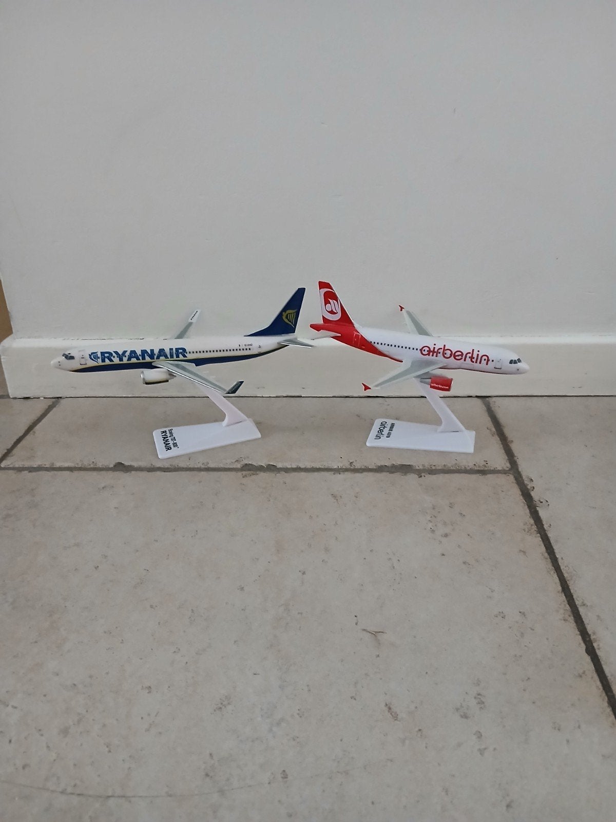 Vliegtuigmodellen Ryanair en Air Berlin (schaalmodellen), Ophalen, Nieuw, Vliegtuig, Overige merken
