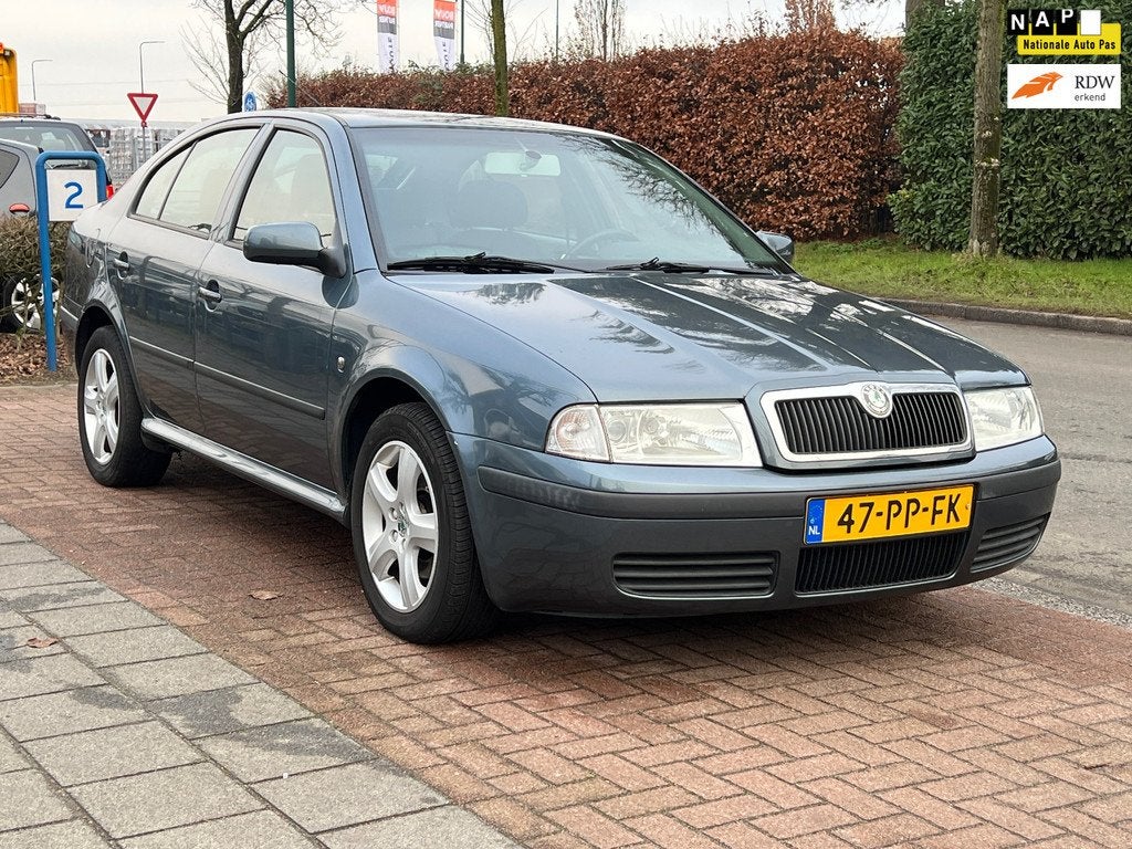 Skoda Octavia 2.0 Celebrate *, Auto's, Gebruikt, 4 cilinders, 1984 cc, 1210 kg