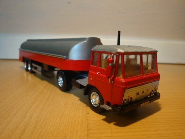 Daf 2600 Tankwagen, Verzenden, Zo goed als nieuw, Bus of Vrachtwagen, Lion Toys