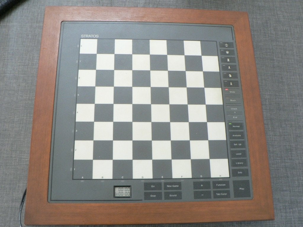 zeldzame schaakcomputer kasparov 1987 siatek stratos chess, Ophalen of Verzenden, Gebruikt
