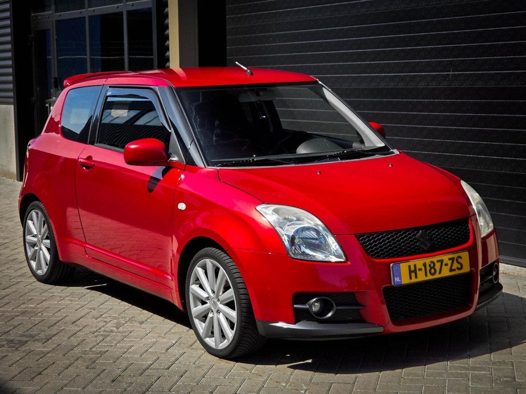 Suzuki Swift 1.6 Sport 125PK | AIRCO | METALLIC | BLUETOOTH, Voorwielaandrijving, 1005 kg, 125 pk, 4 cilinders