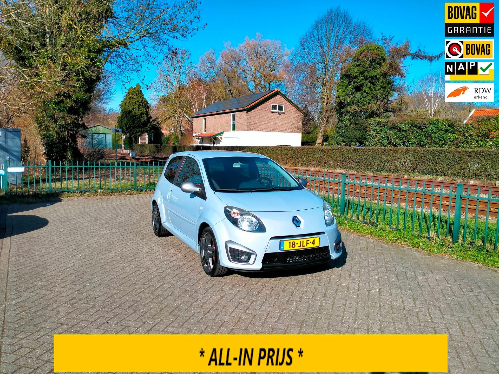 Renault Twingo 1.6 16V RS 133pk 17" sport NL auto airco lage, Voorwielaandrijving, Zwart, 4 cilinders, 4 stoelen