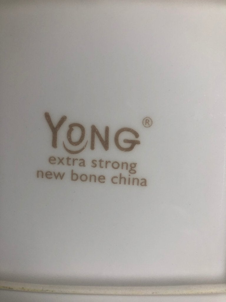 Yong servies, Ophalen, Overige materialen, Gebruikt, Overige merken