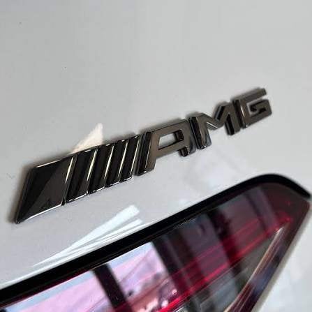 amg embleem amg logo c-klasse w205 W213 w176 w177 w206 GLA45, Auto diversen, Tuning en Styling, Ophalen of Verzenden