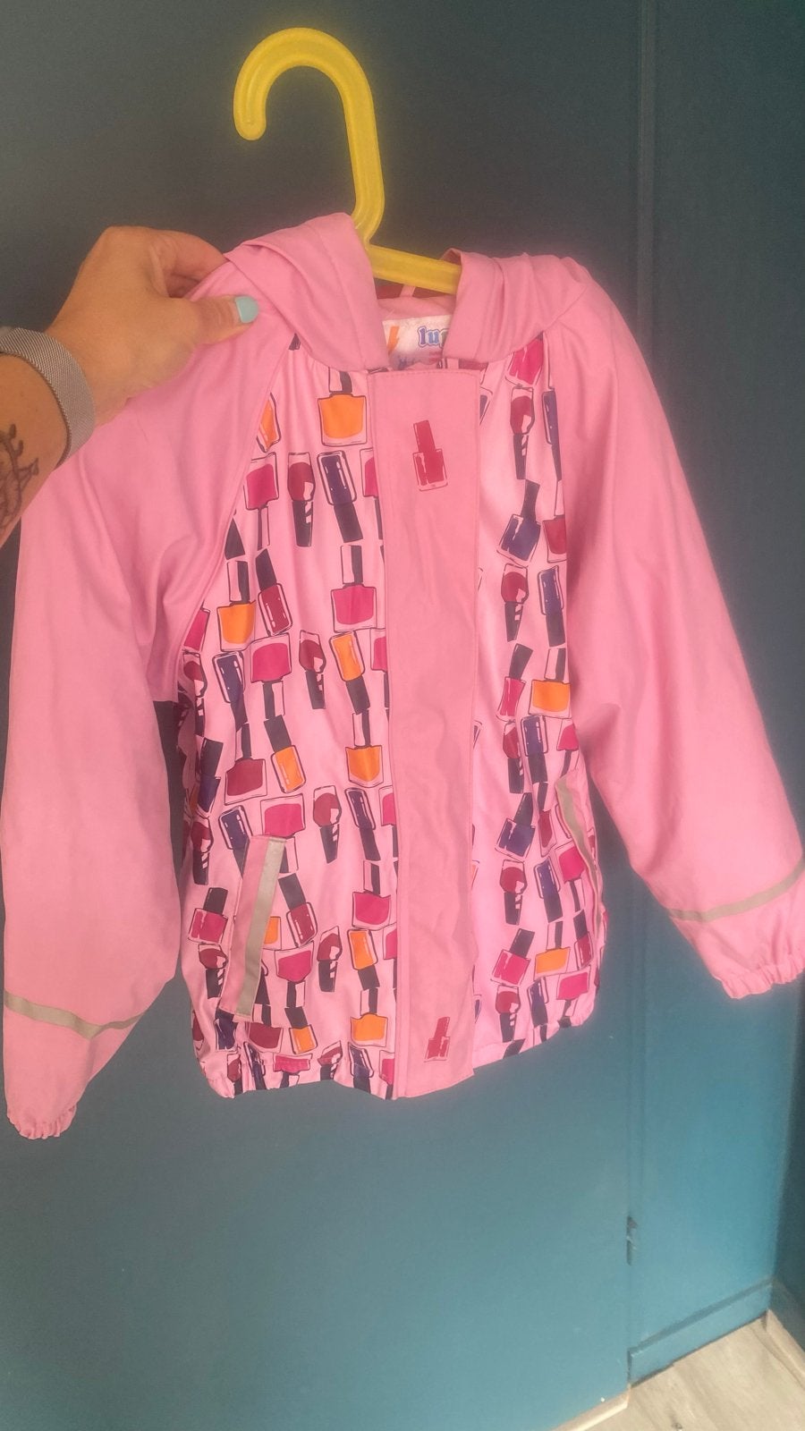 Lupilu roze gevoerde regenjas met nagellakprint maat 122/128, Ophalen of Verzenden, Gebruikt, Meisje, Jas