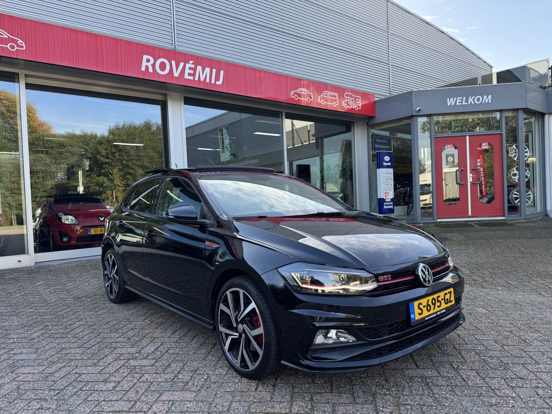 Volkswagen Polo 2.0 TSI GTI AUTOMAAT Dealer onderhouden, Pan, Stof, Gebruikt, 4 cilinders, 1984 cc