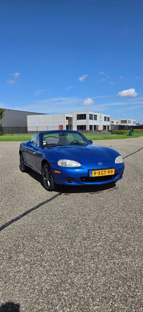 super mooie Mazda MX-5 1.6 uit 2002 met AIRCO, Auto's, Achterwielaandrijving, 40 €/maand, 4 cilinders, Cabriolet