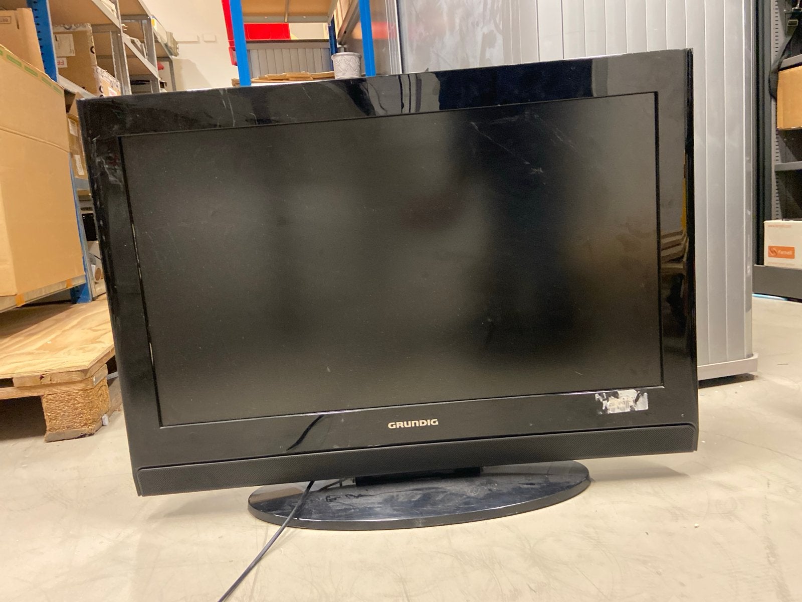 Grundig TV in goede staat - Ophalen in Eindhoven, Ophalen, Zo goed als nieuw, Grundig