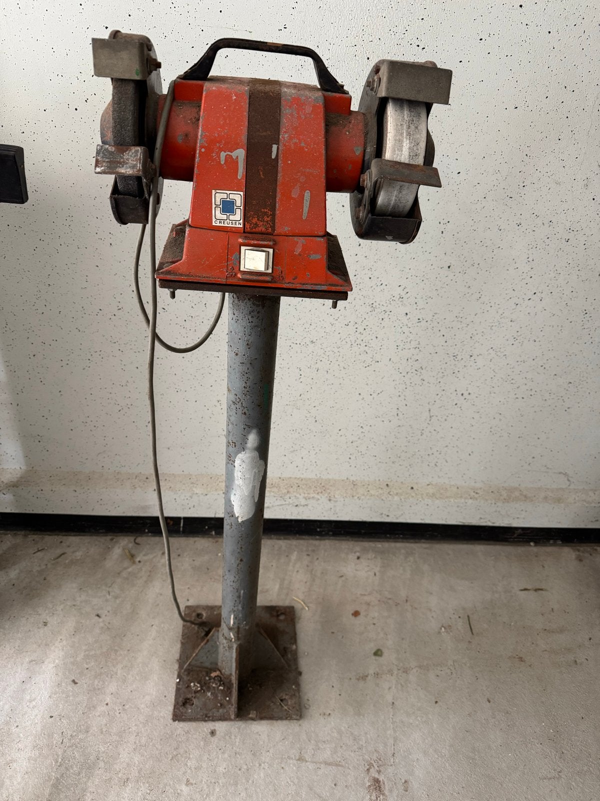 Creusden Slijpmachine - Robuuste Werkbankslijper, Ophalen, Gebruikt, Werkbankslijpmachine