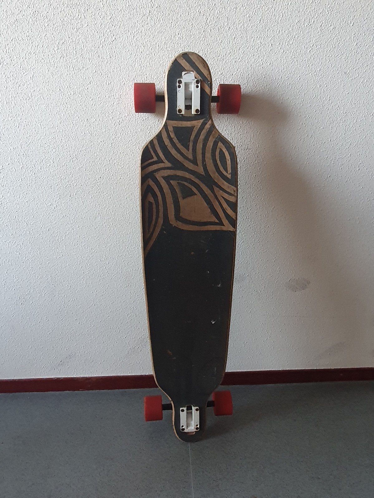 Flower Surf Longboard, 105 cm lang, wielen draaien goed, Sport en Fitness, Ophalen, Gebruikt, Skateboard, Longboard