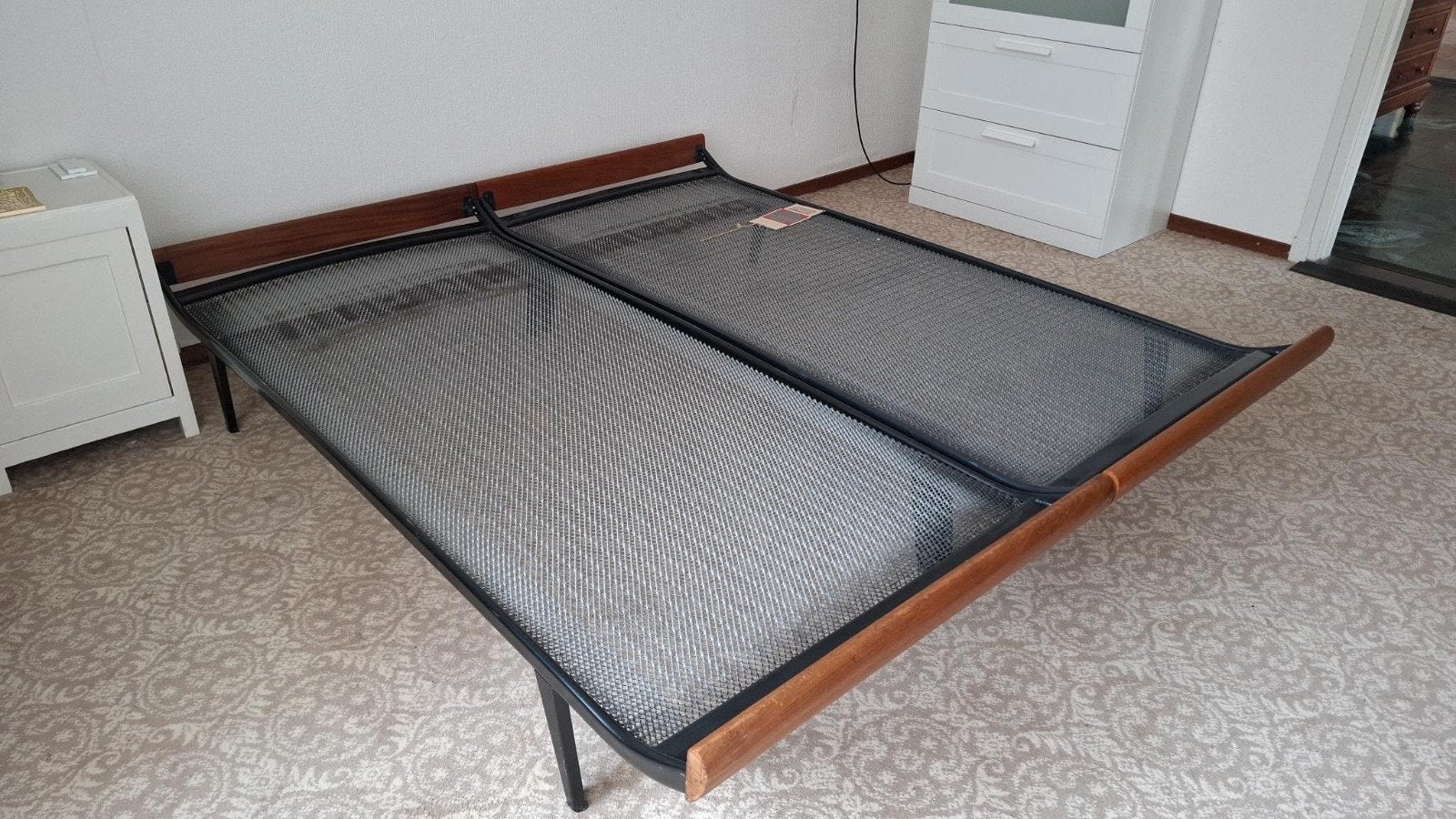 2x vintage Auping Cleopatra 1953  day - bed, Huis en Inrichting, Slaapkamer | Bedden, Eenpersoons, Zwart, 80 cm, Metaal
