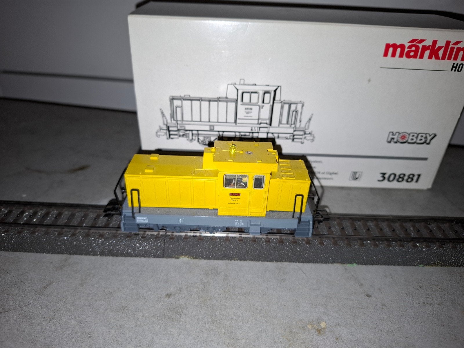 Märklin DHG 700 H0 Locomotief - Geel, goed onderhouden, Hobby en Vrije tijd, Modeltreinen | H0, Ophalen of Verzenden
