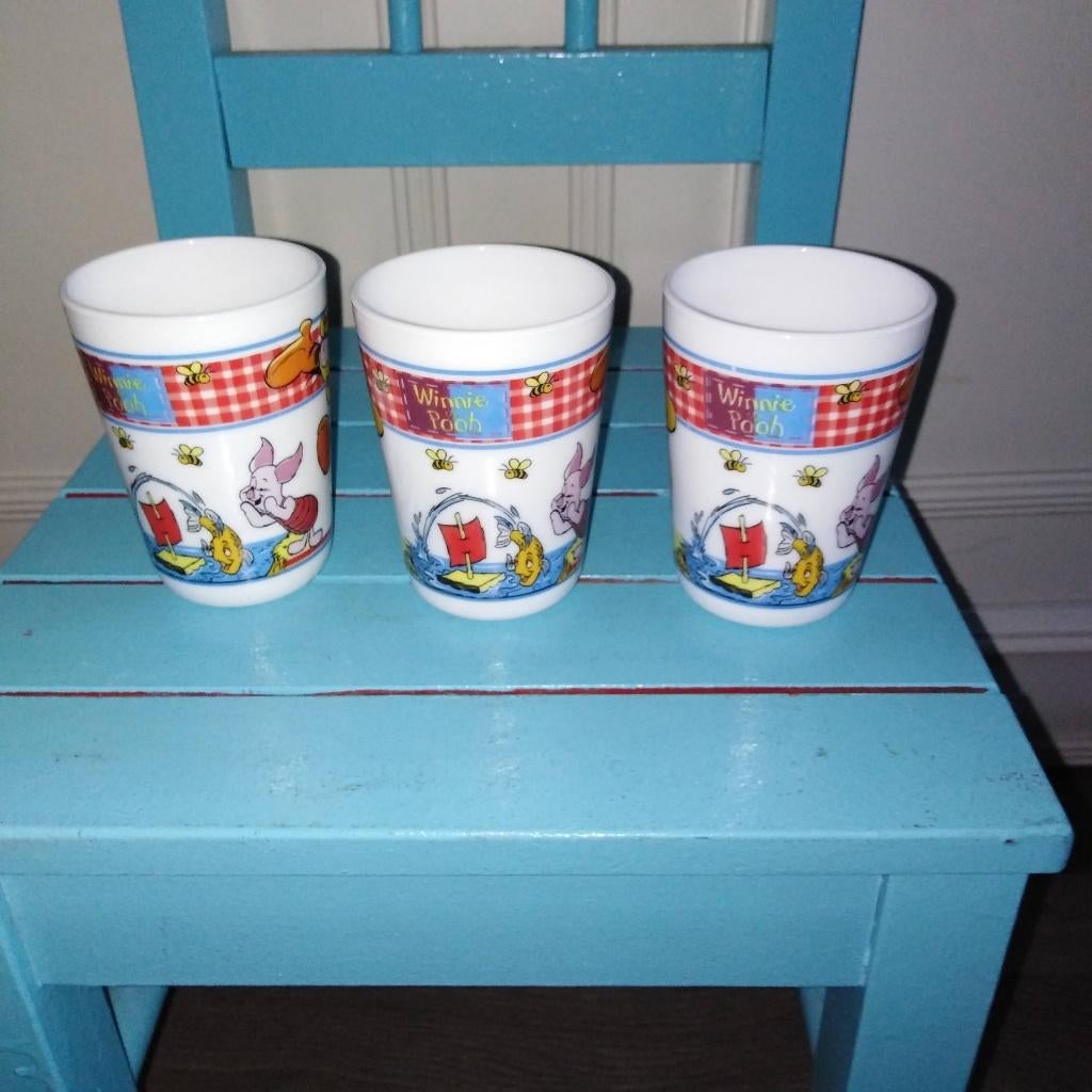 Winnie The Pooh bekers 3 stuks, Huis en Inrichting, Keuken | Servies, Ophalen, Glas of Glazen, Zo goed als nieuw, Overige stijlen