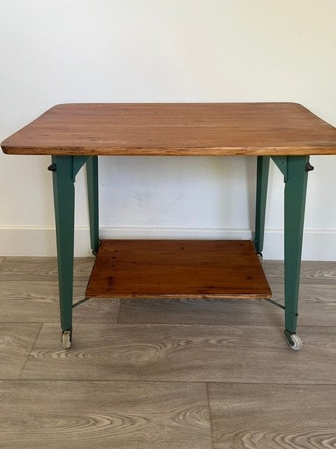 Bijzettafel op wieltjes, Huis en Inrichting, Tafels | Bijzettafels, Minder dan 55 cm, Gebruikt, Vintage, industrieel, Rechthoekig