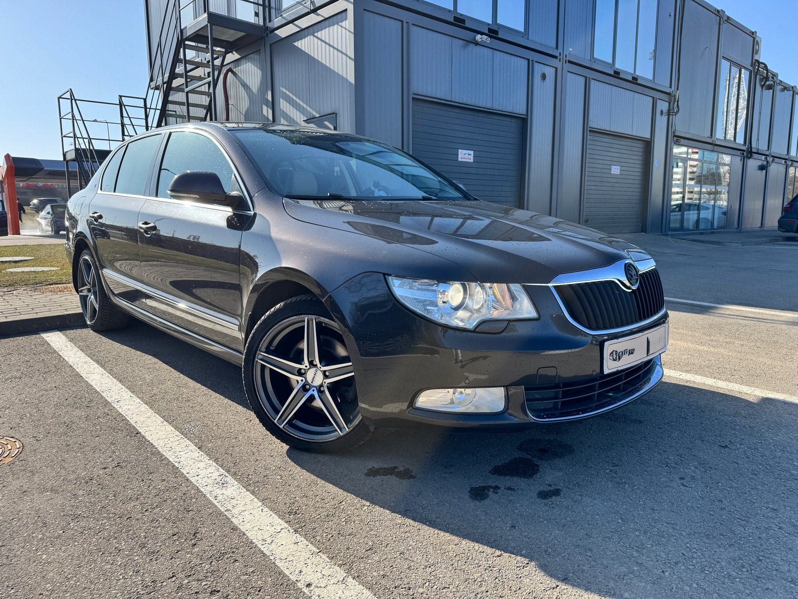 Skoda Superb 1.8 TSI 118KW DSG 2010 Bruin, Auto's, 4 cilinders, 160 pk, 75 €/maand, Particulier