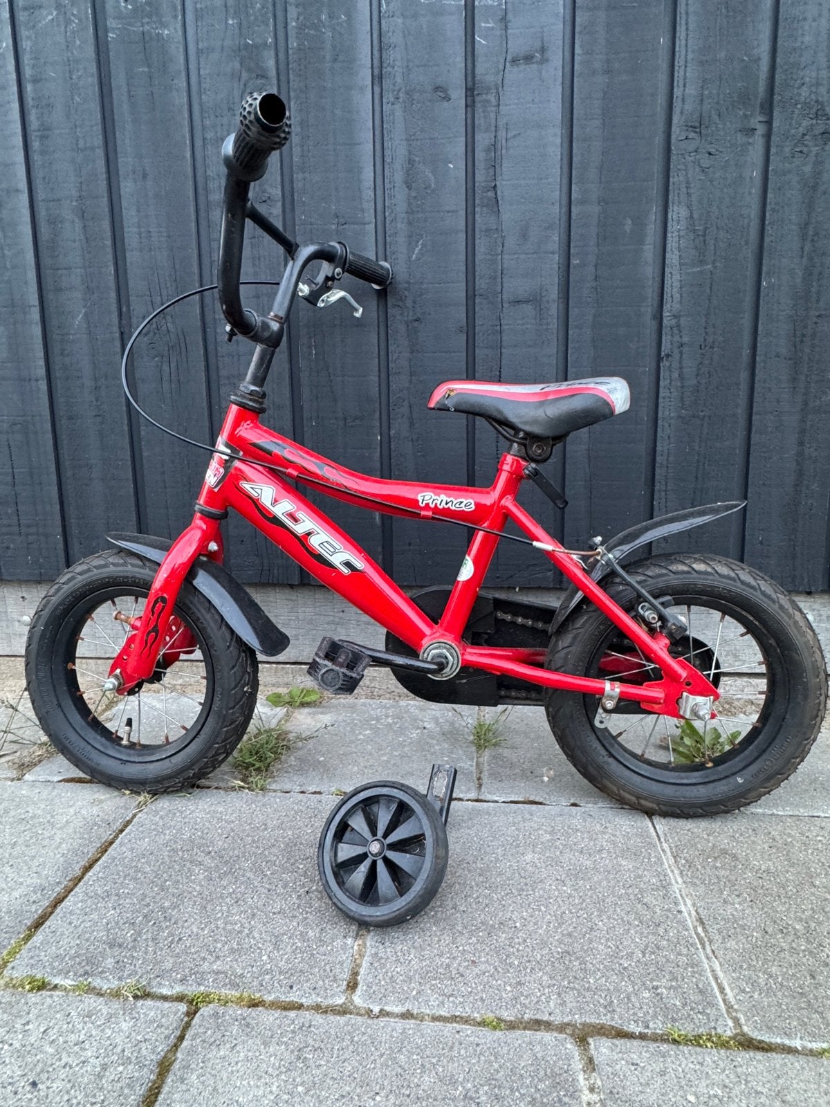 Prince Altec (met zijwieltjes), Fietsen en Brommers, Fietsen | Jongens, Ophalen, Zo goed als nieuw, 14 inch of minder