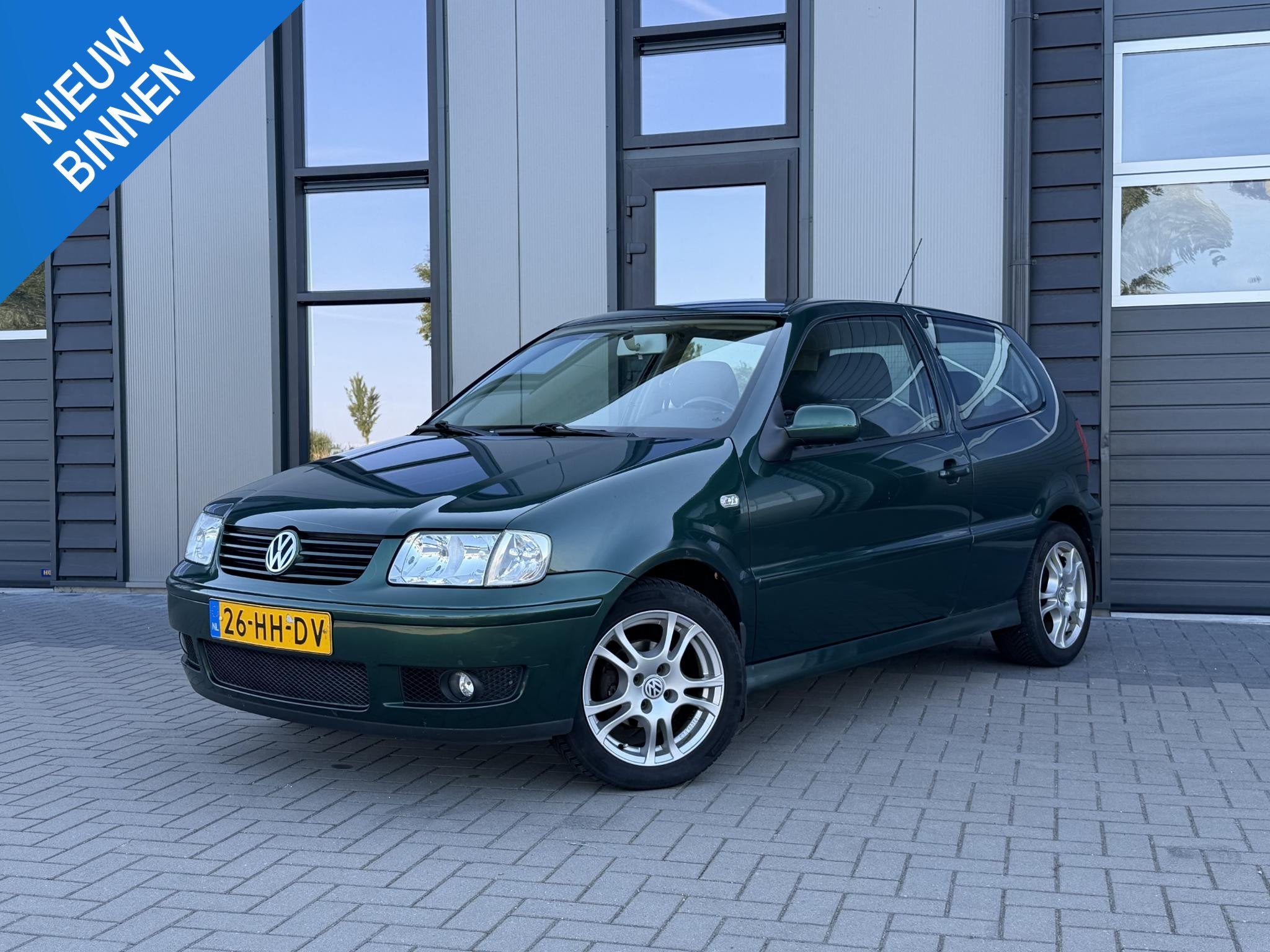 Volkswagen Polo 1.4 Trendline | Automaat | Trekhaak | Lichtm, Gebruikt, 4 cilinders, 60 pk, Origineel Nederlands