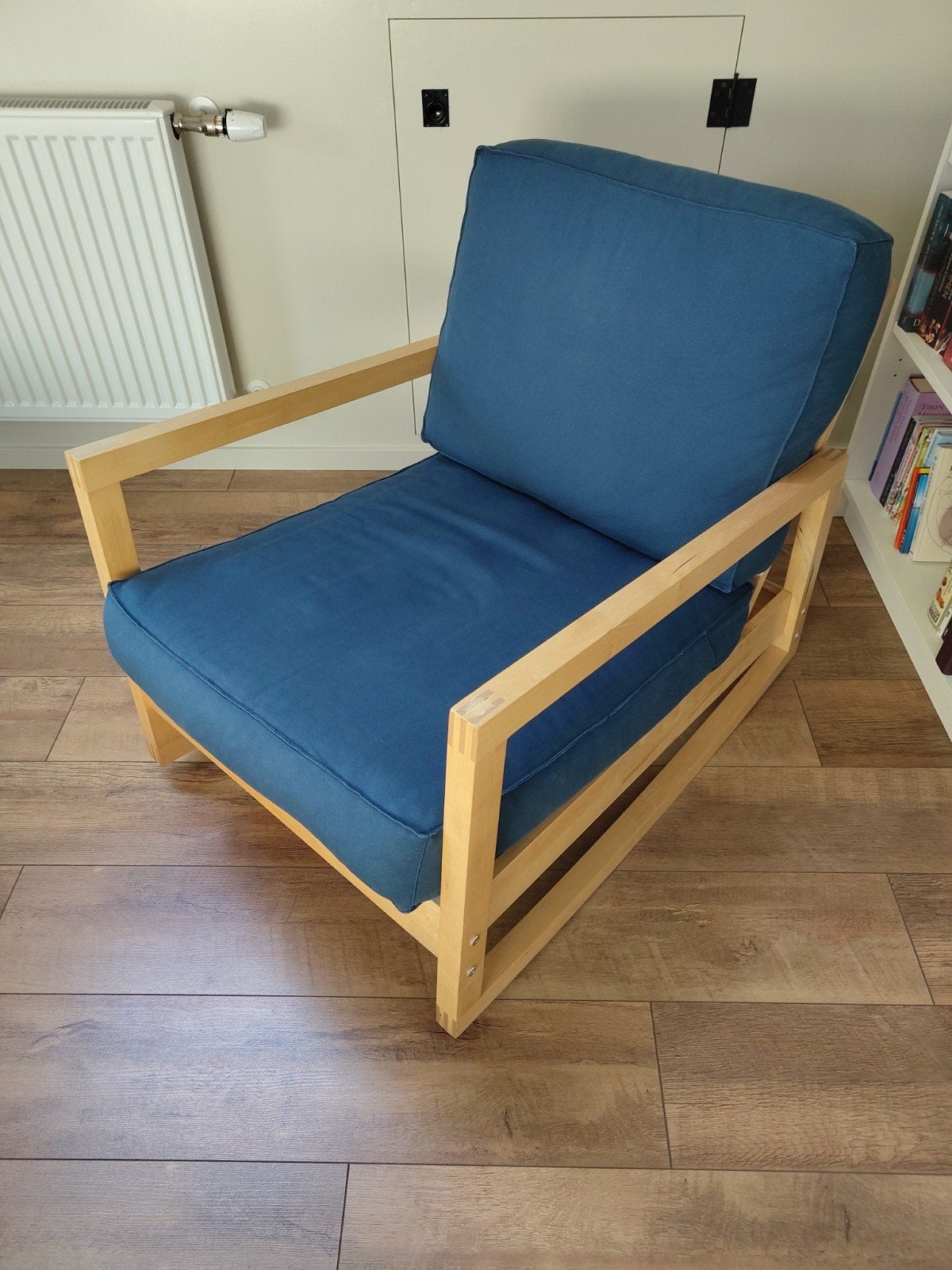 schommelstoel ikea met blauwe kussens, Huis en Inrichting, Fauteuils, Ophalen, Gebruikt, Modern, Scandinavisch, 75 tot 100 cm