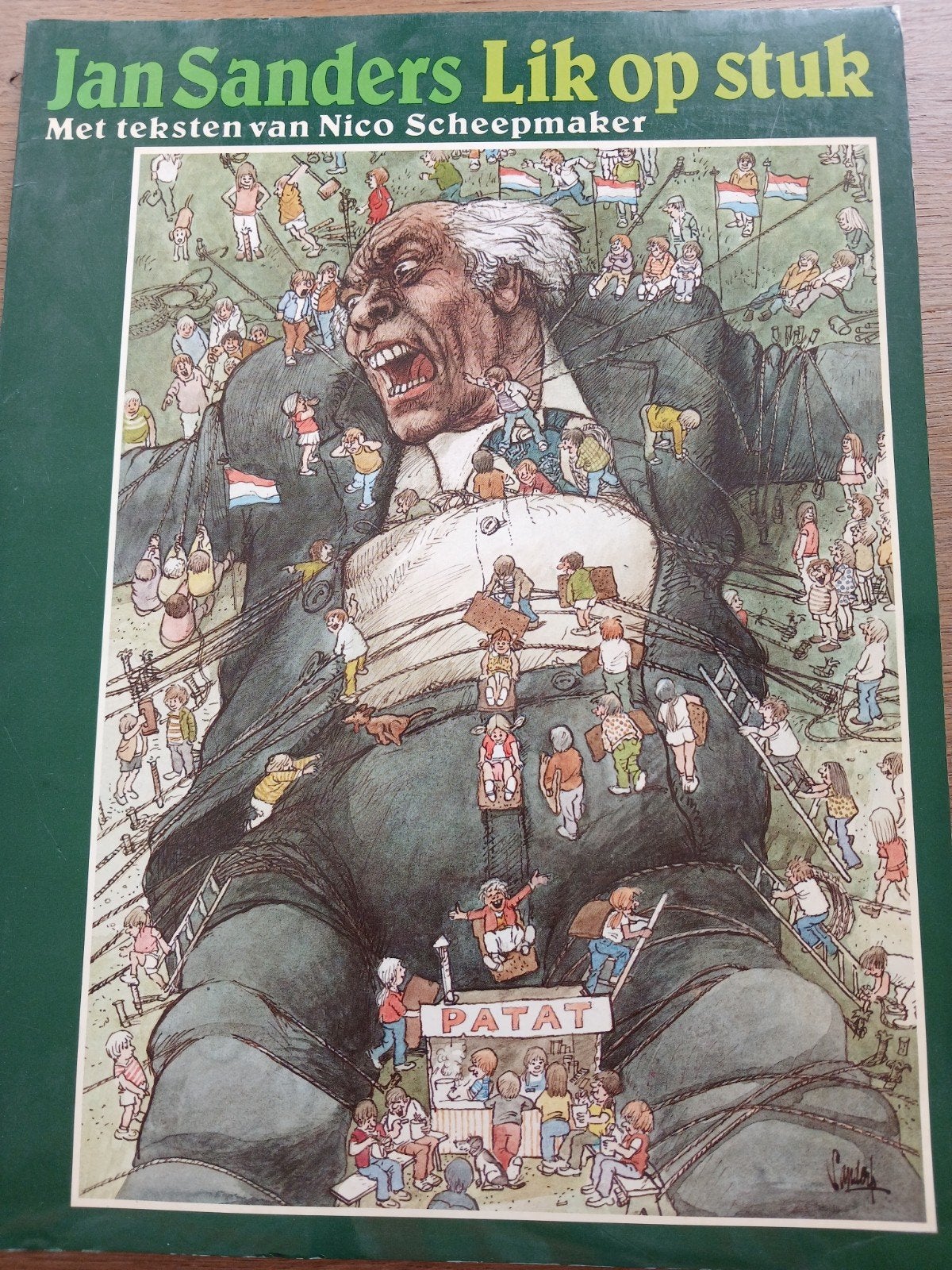 Lik op Stuk van Jan Sanders., Boeken, Humor, Ophalen of Verzenden, Zo goed als nieuw