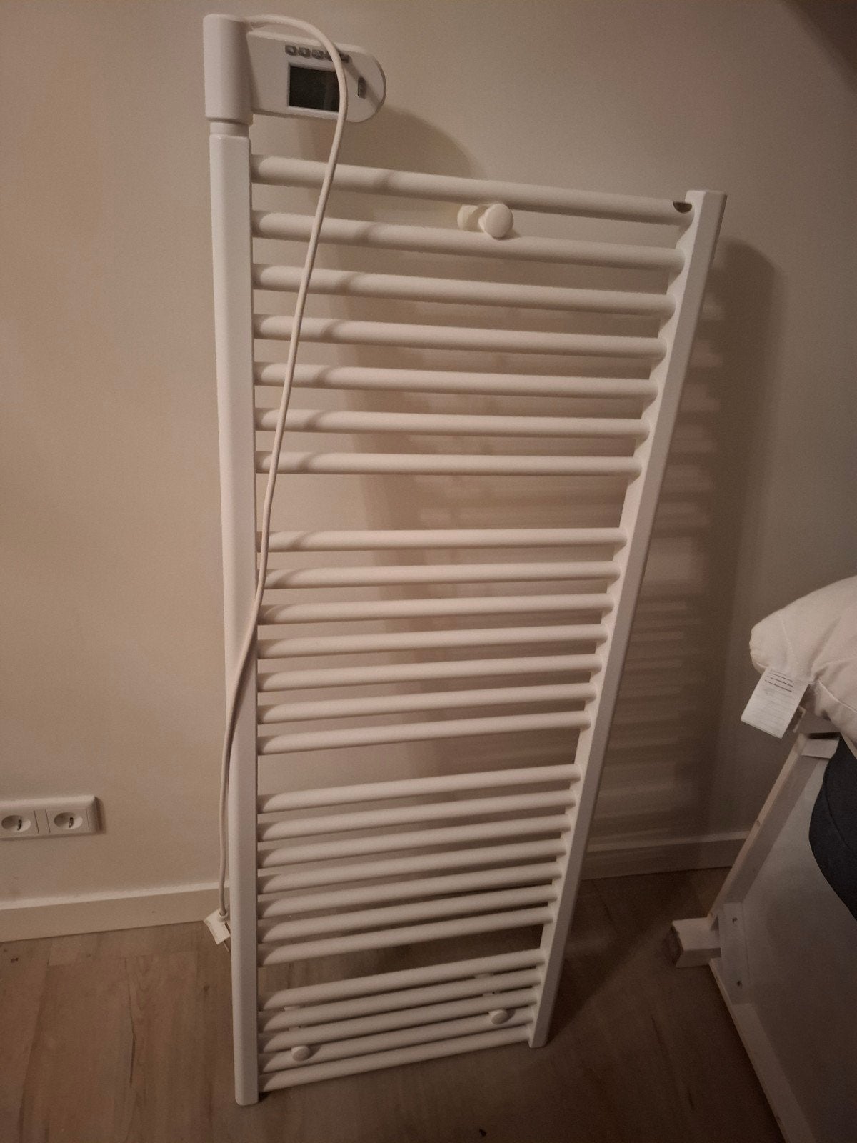 Elektrische handdoekradiator / verwarming, Ophalen, Radiator, Minder dan 60 cm, 80 cm of meer