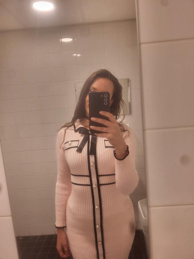 Elegante roze jurk met zwarte details - Maat S (XS/M), Ophalen of Verzenden, Zo goed als nieuw, Roze, Maat 36 (S)