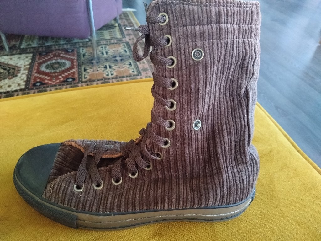 Hoge Converse All Stars bruin ribstof maat 39, Kleding | Dames, Bruin, Ophalen of Verzenden, Sneakers of Gympen, Converse All Stars