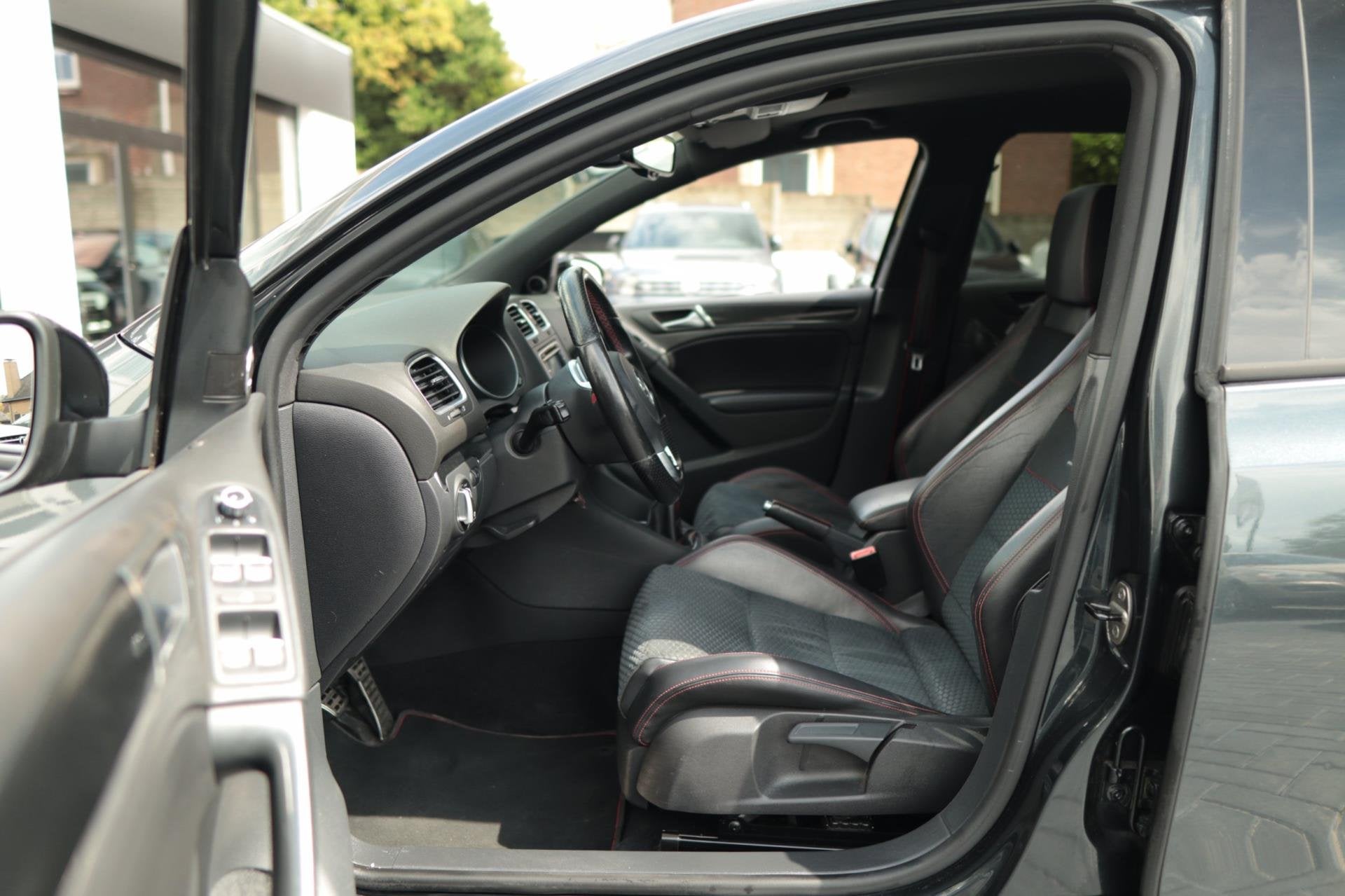 Volkswagen GOLF 2.0 GTI Edition 35|Xenon-Led|Dynaudio|PDC|23, Euro 5, Gebruikt, Zwart, 4 cilinders