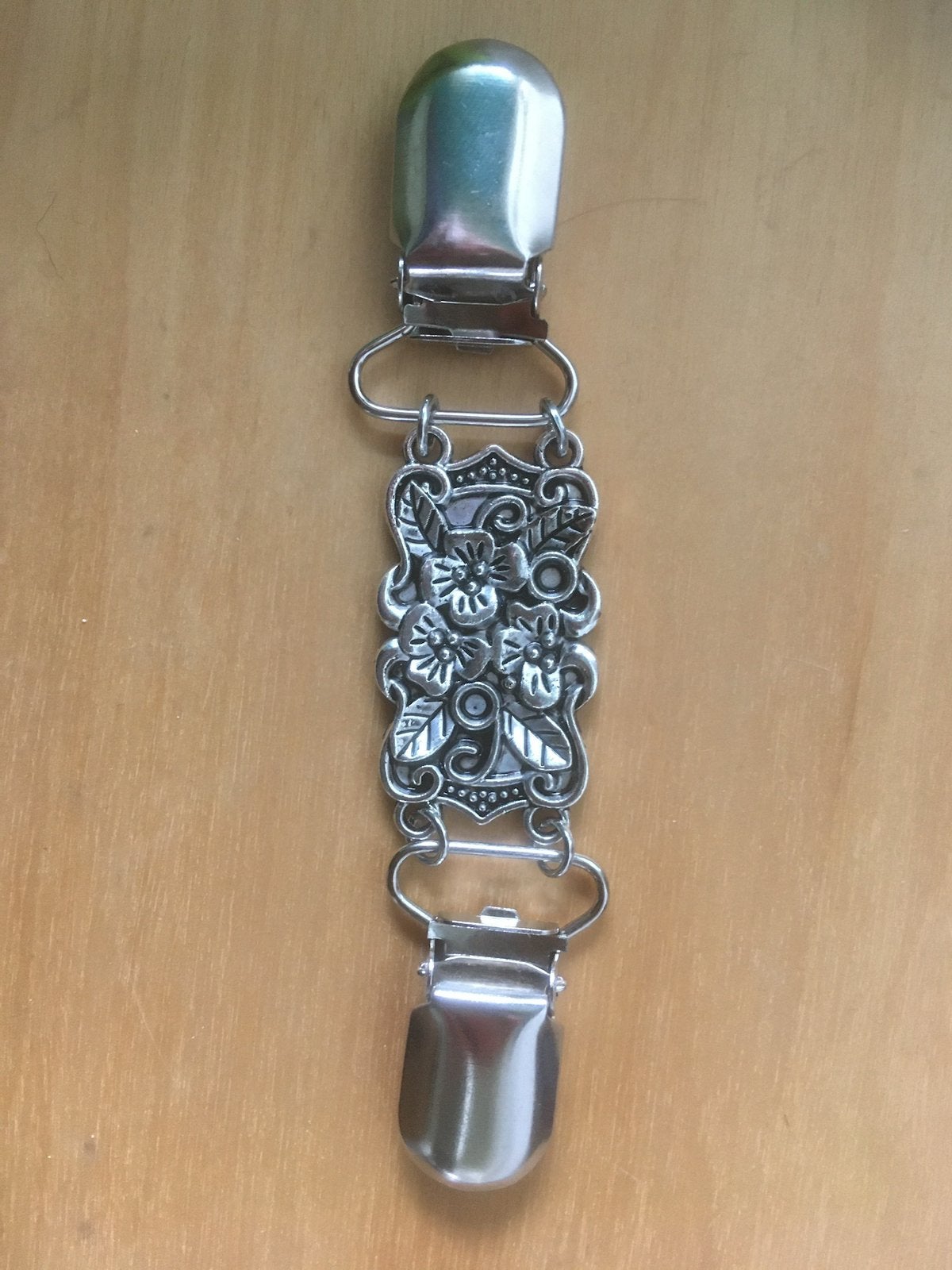 Speld broche leuk bij bv omslagdoek, Ophalen of Verzenden, Nieuw, Overige materialen