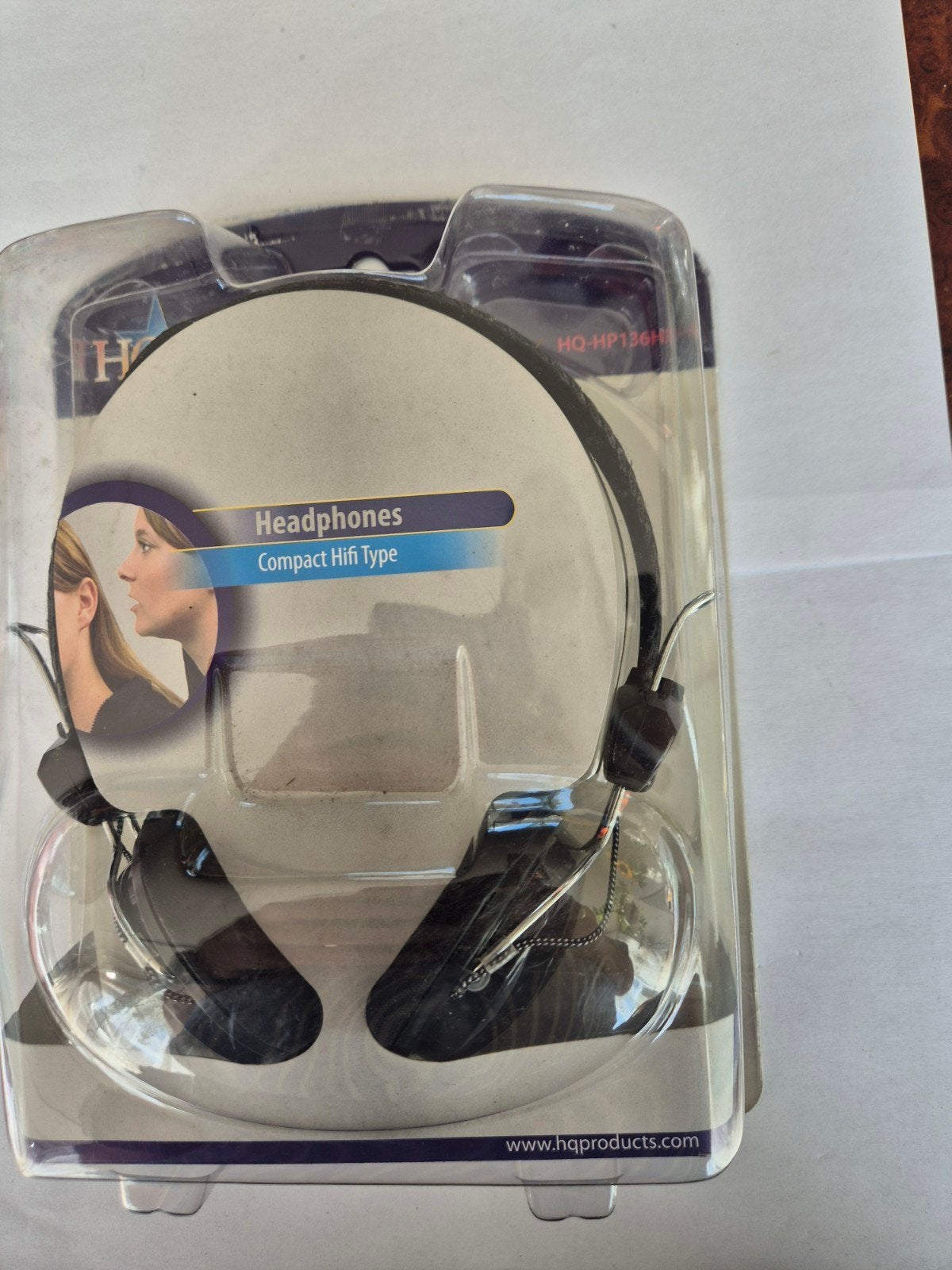 HQ-HP136HF Compacte Hifi Hoofdtelefoon - Zwart, Overige merken, Nieuw, Ophalen of Verzenden, Over-ear