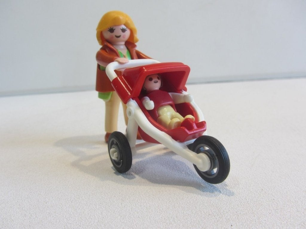 Playmobil moeder met kind in buggy, Ophalen of Verzenden, Gebruikt, Los playmobil