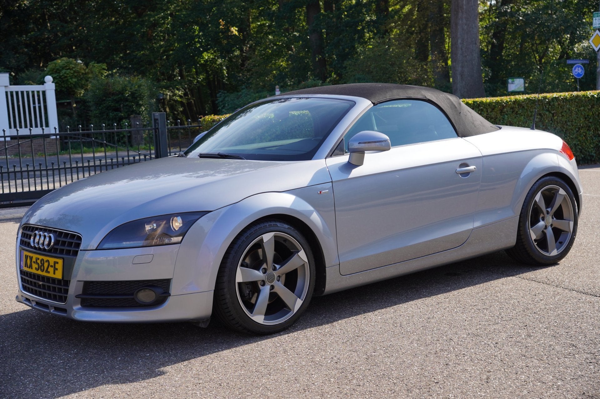 Audi TT Roadster 2.0 TFS IS-Line Cruise Xenon Stoelverwarm 1, Auto's, TT, Gebruikt, Zwart, 4 cilinders