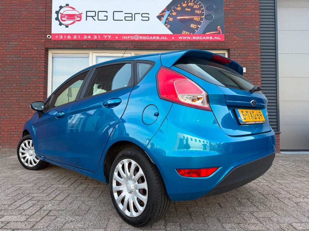 Ford Fiesta 1.0 Style / Navi / Airco / 5DRS / NAP / MF Stuur, Euro 5, Stof, 525 kg, Met garantie (alle)