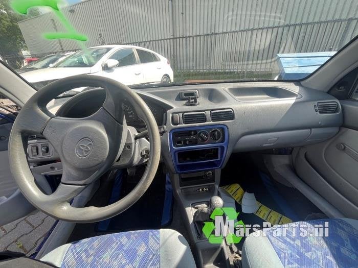 Kachel Bedieningspaneel van een Toyota Starlet, Gebruikt, -, -, Ophalen of Verzenden
