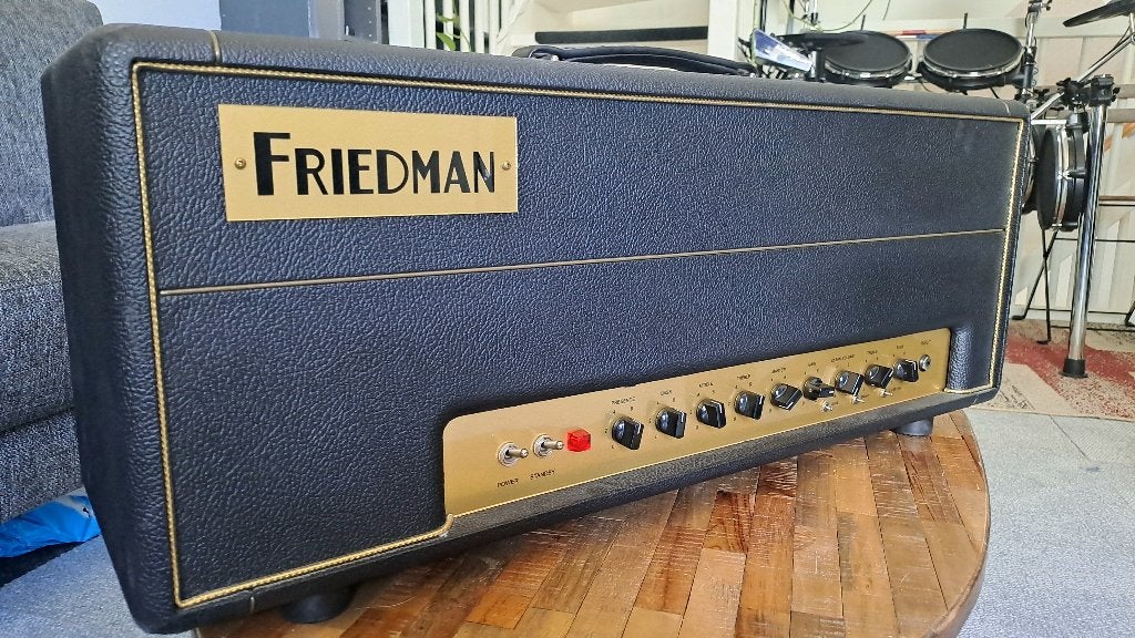 Friedman BE-100 en Marshall, Muziek en Instrumenten, Ophalen of Verzenden, Gebruikt, Gitaar, 100 watt of meer
