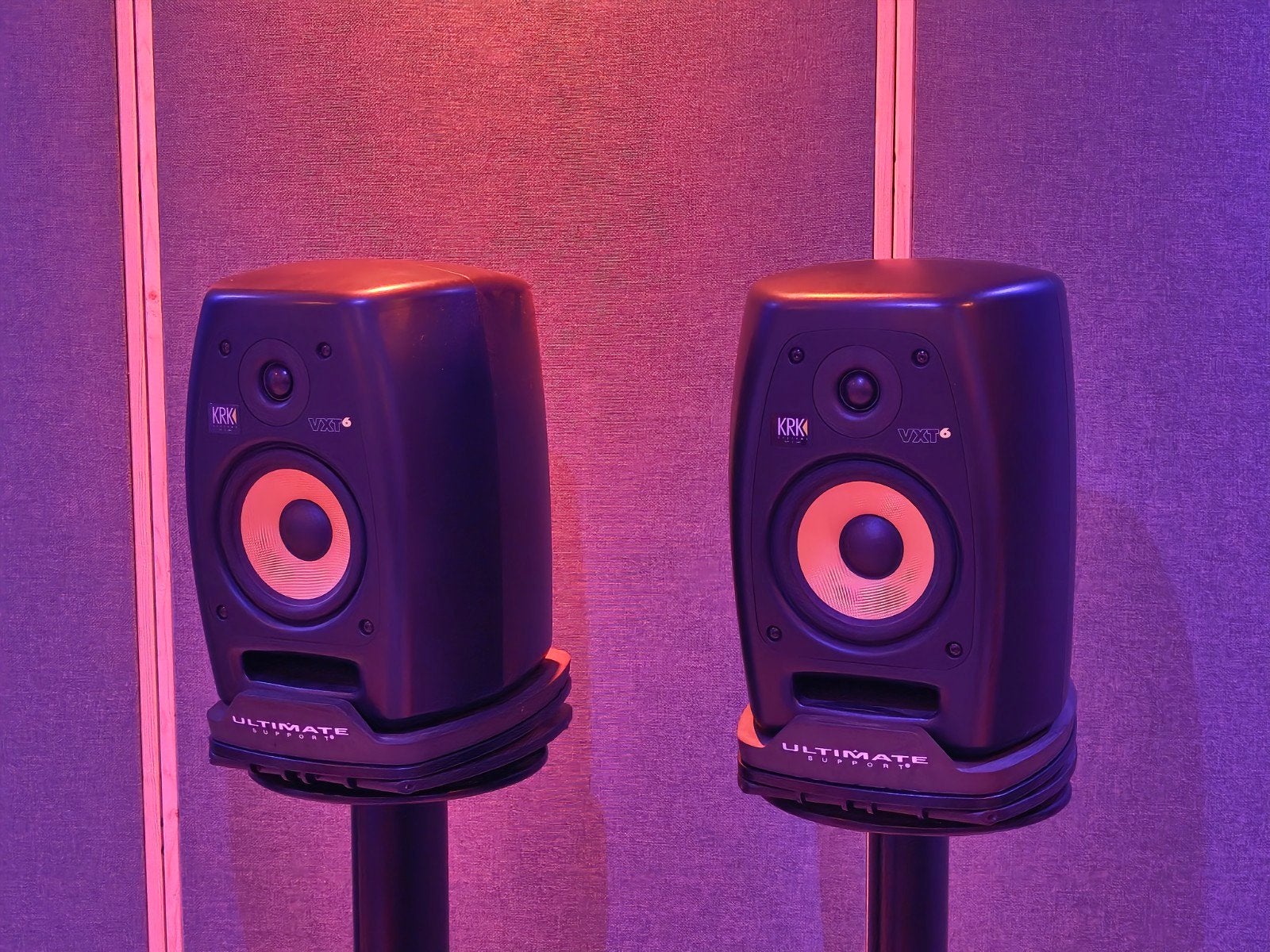 KRK VXT6 studio monitoren (paar), Zo goed als nieuw, 120 watt of meer, Front, Rear of Stereo speakers, Ophalen