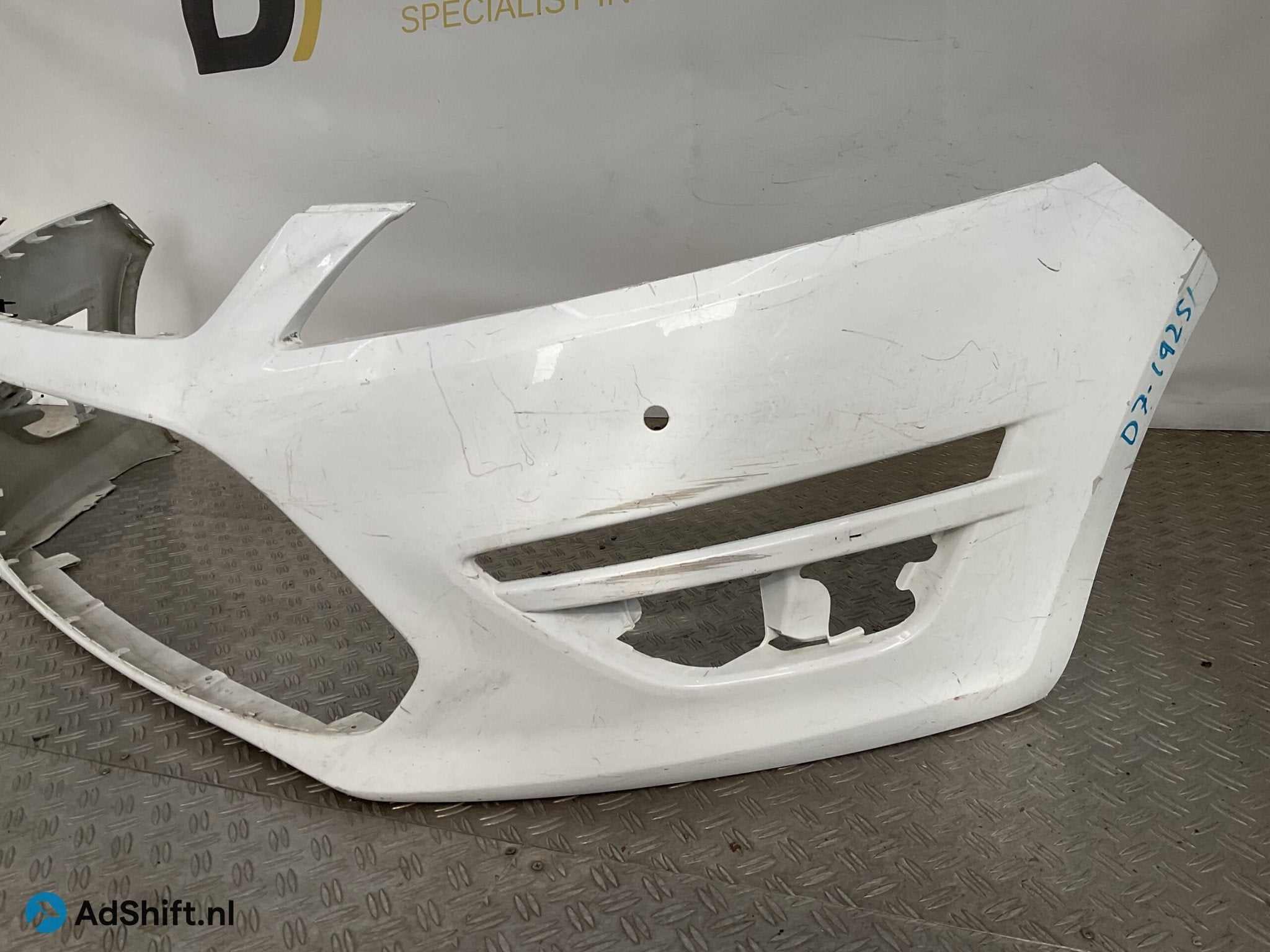 Bumper Ford Mondeo MK IV 2011- BS7117757A Voorbumper D7-1925, Bumper