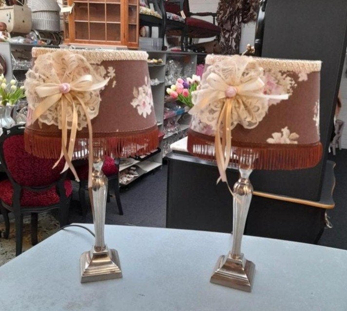 Set 2 brocante lampjes compleet, Huis en Inrichting, Lampen | Tafellampen, Ophalen