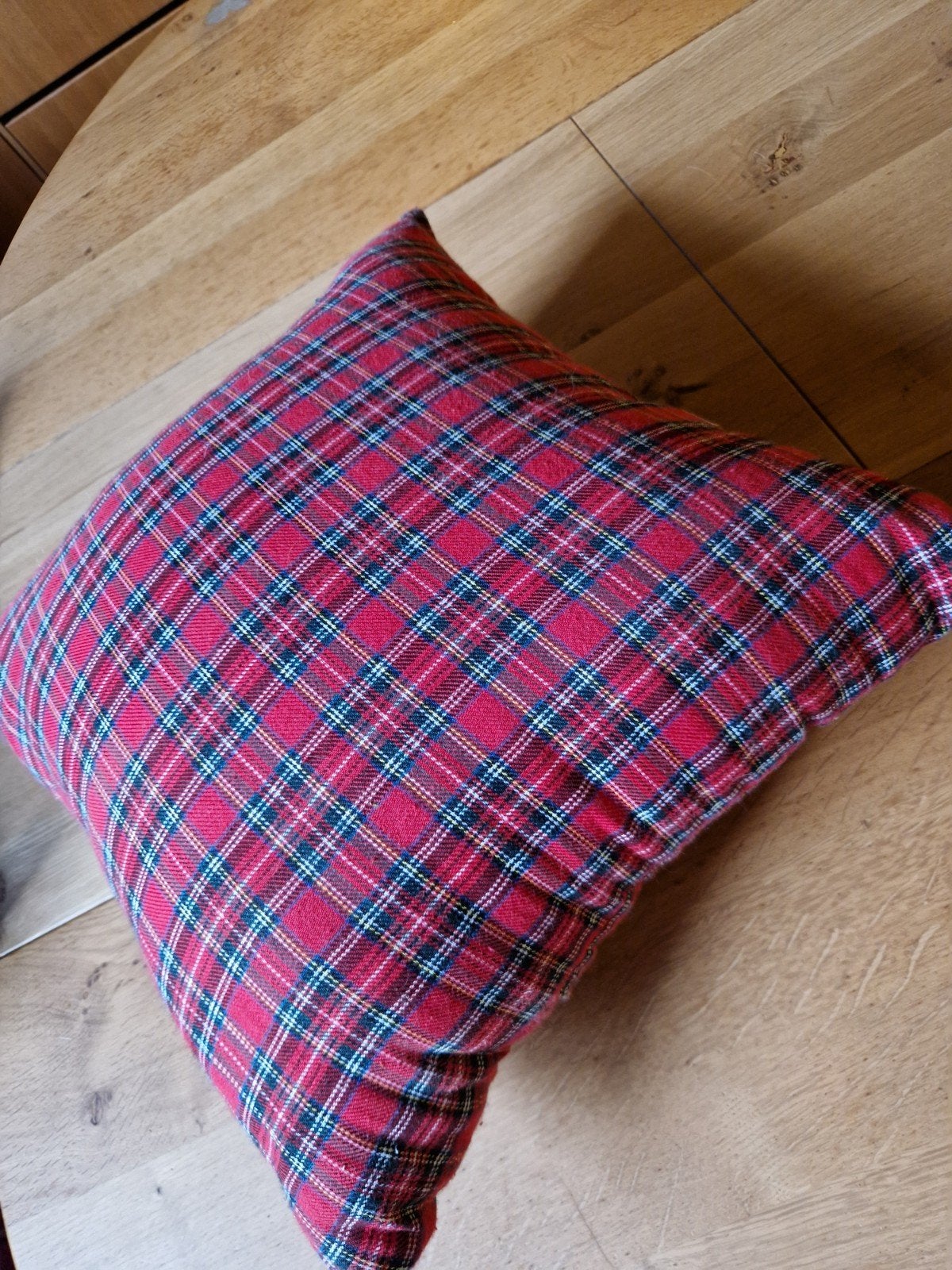 RODE SCHOTSE RUIT KUSSENS  2X, Ophalen of Verzenden, Rood, Vierkant