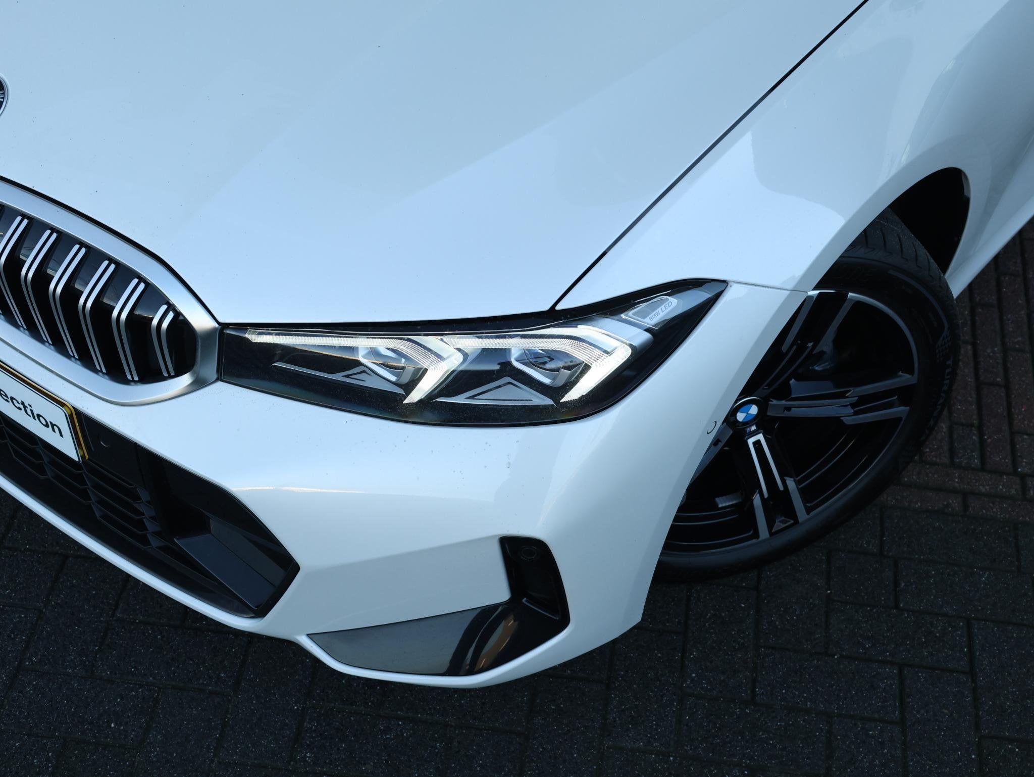 BMW 3-serie Touring 318i M-Sportpakket / Achteruitrijcamera, Automaat, 1998 cc, Gebruikt, Met garantie (alle)