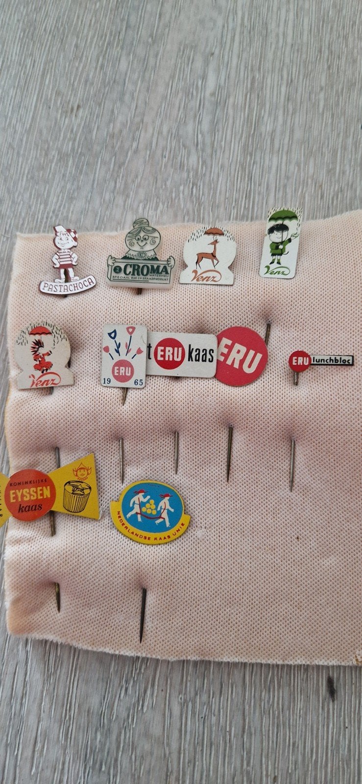 Kavel Vintage Reclamespeldjes Jaren 60 – ERU, Venz, Pastacho, Verzenden, Gebruikt, Merk, Speldje of Pin