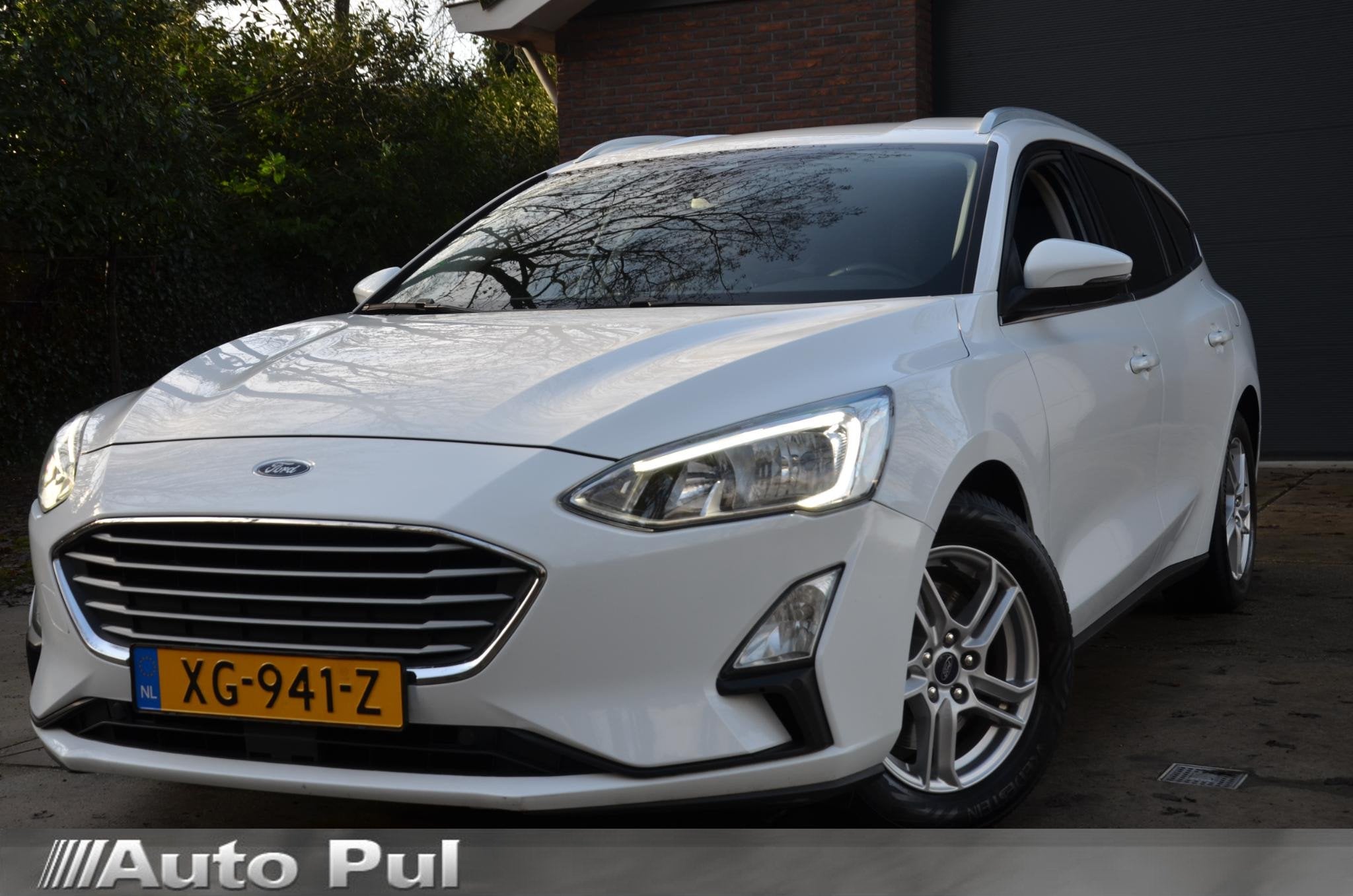 Ford Focus Wagon 1.0 EcoBoost Trend Edition Business Navi/Ec, Auto's, Gebruikt, Euro 6, 1283 kg, Wit