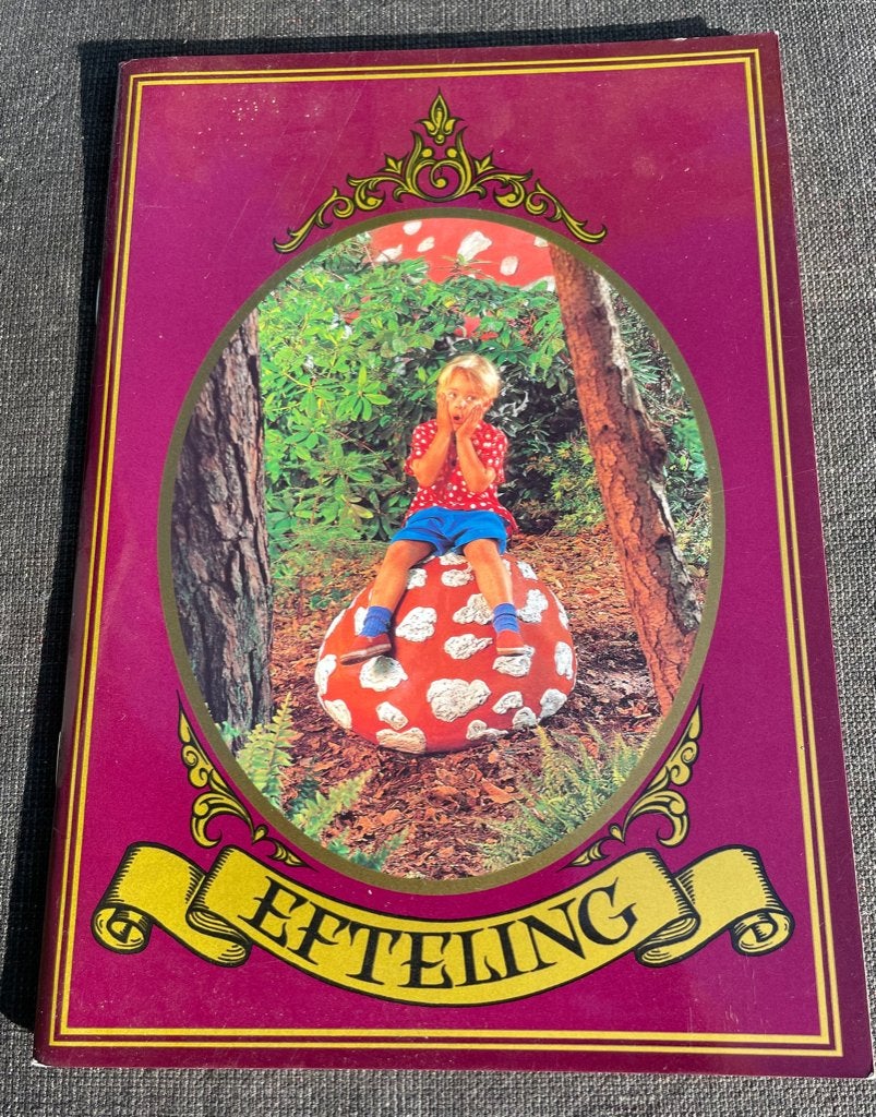 Jaarboekje van De Efteling uit 1997., Verzenden, Zo goed als nieuw, Overige typen