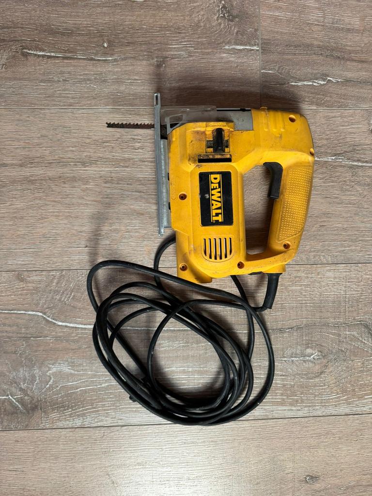 DeWalt decoupeerzaag DW320K, Decoupeerzaag, Ophalen of Verzenden, Zo goed als nieuw, 30 tot 70 mm